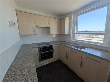 1 Bed Flat, Duke St, PL1