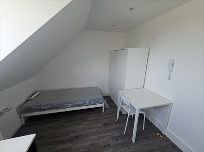 Studio Flat, Green Lane, SE9