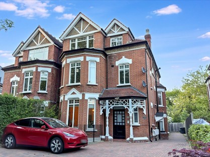 2 Bed Flat, Great North Road, N6
