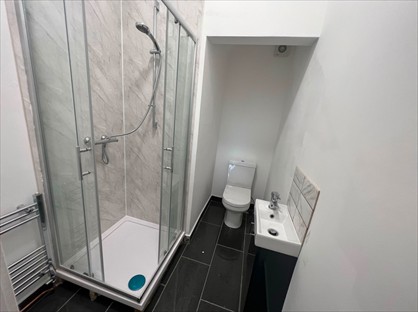 Room in a Shared House, Malthouse Lane, B8