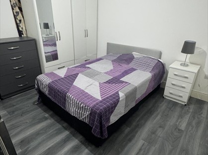 Room in a Shared Flat, Kenley Gardens, CR7