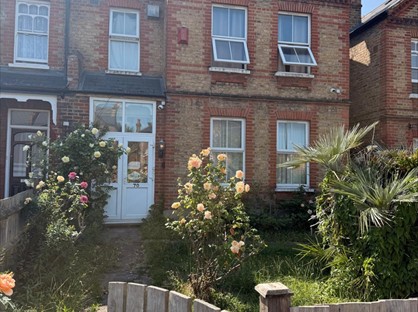 Room in a Shared House, Hurstbourne Road, SE23