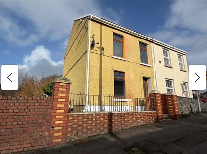 3 Bed Semi-Detached House, Glyncoed Terrace, SA15