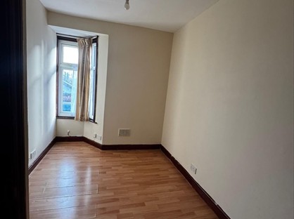2 Bed Flat, Cameron Road, IG3