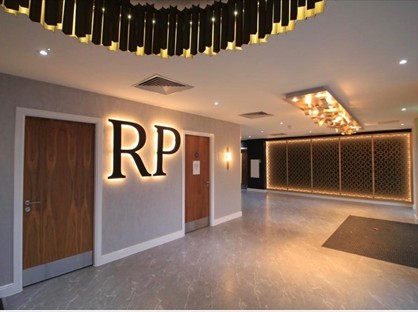 2 Bed Flat, Regency Place, B1