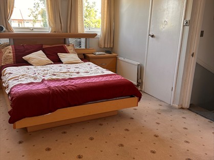 4 Bed Terraced House, Rowden Road, E4