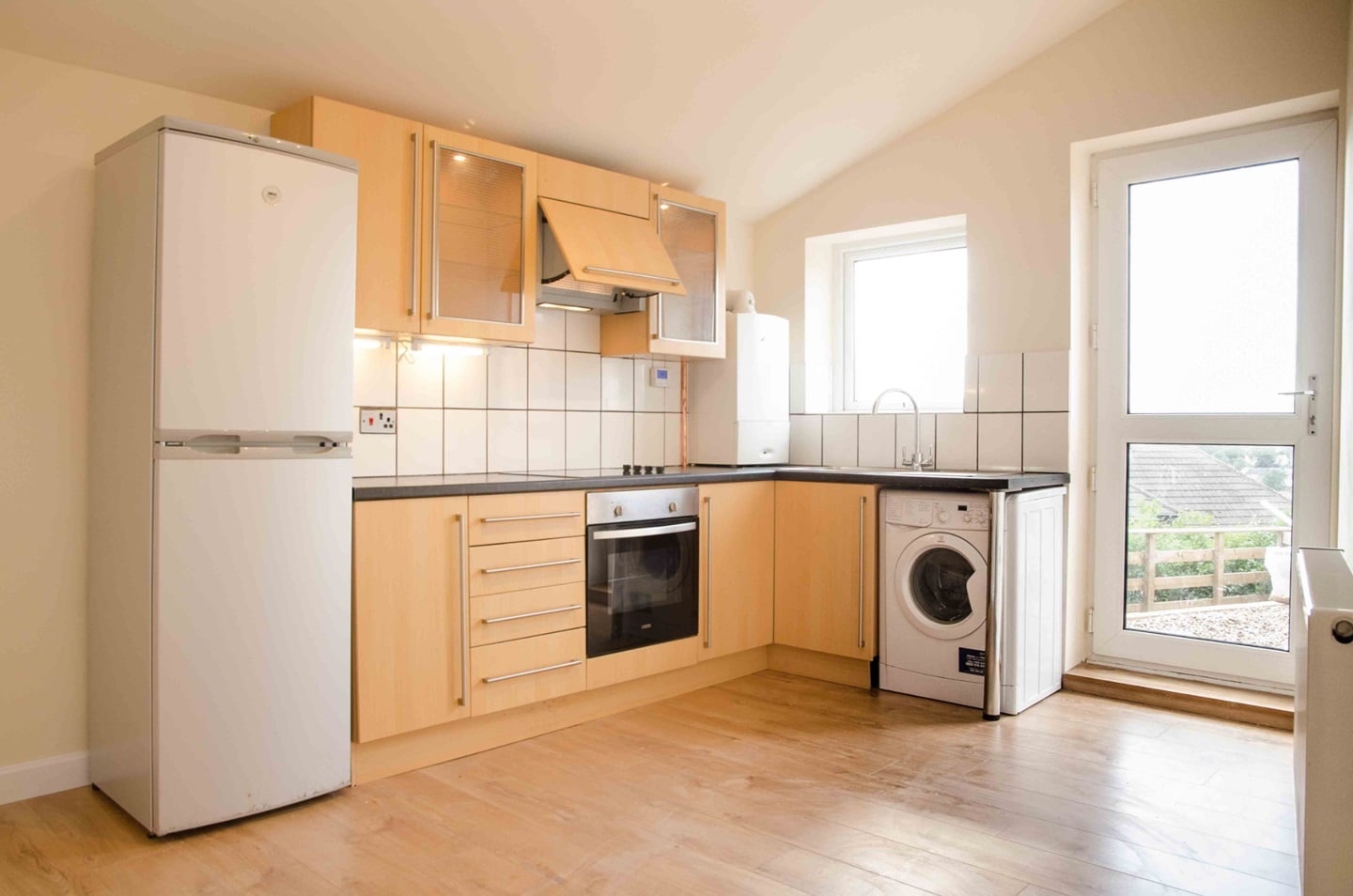 3 Bed End Terrace, Windmill Lane, S5 photo 2