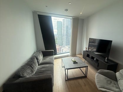 2 Bed Flat, Axis Tower, M1