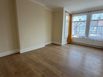 Room in a Shared House, Clarendon Gardens, IG1