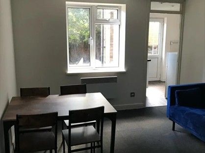 2 Bed Flat, Greyhound Road, W6