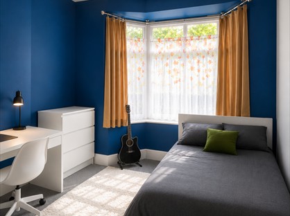 5 Bed Terraced House, London, E11