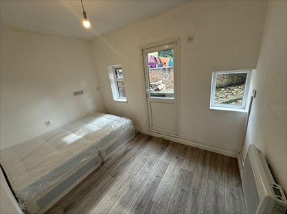 Room in a Shared House, Wembley, HA0
