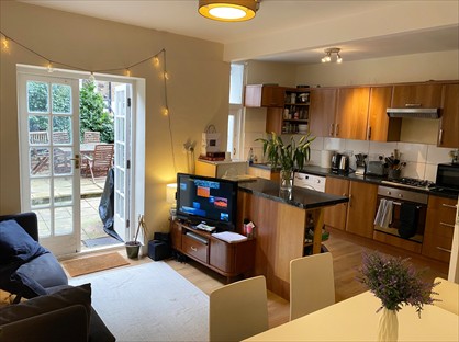 Room in a Shared House, Anselm Road, SW6