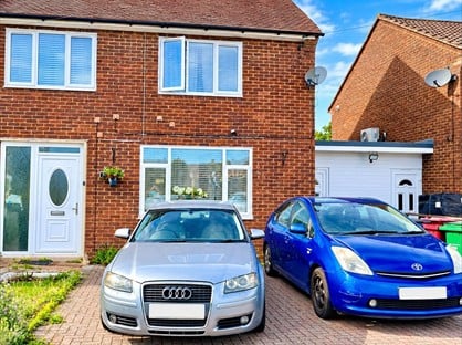 3 Bed Semi-Detached House, Aldridge Road, SL2