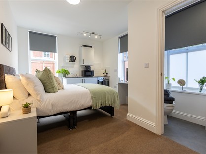 Room in a Shared Flat, St James Court, DE1