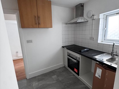 2 Bed Flat, Garfield Road, EN3