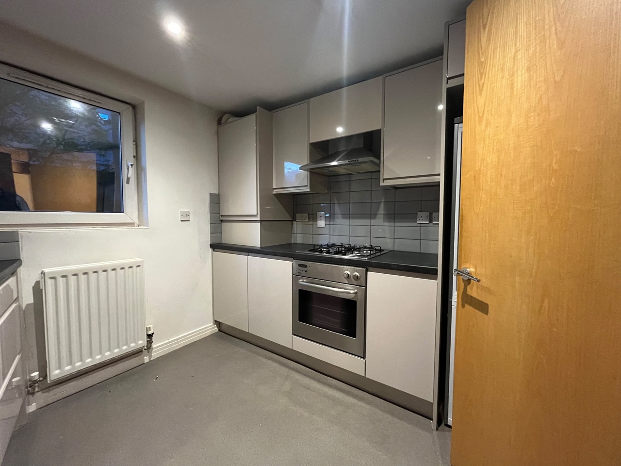 2 Bed Flat, Spencer Street, B18 photo 3