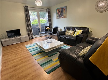 3 Bed Flat, Firpark Court, G31