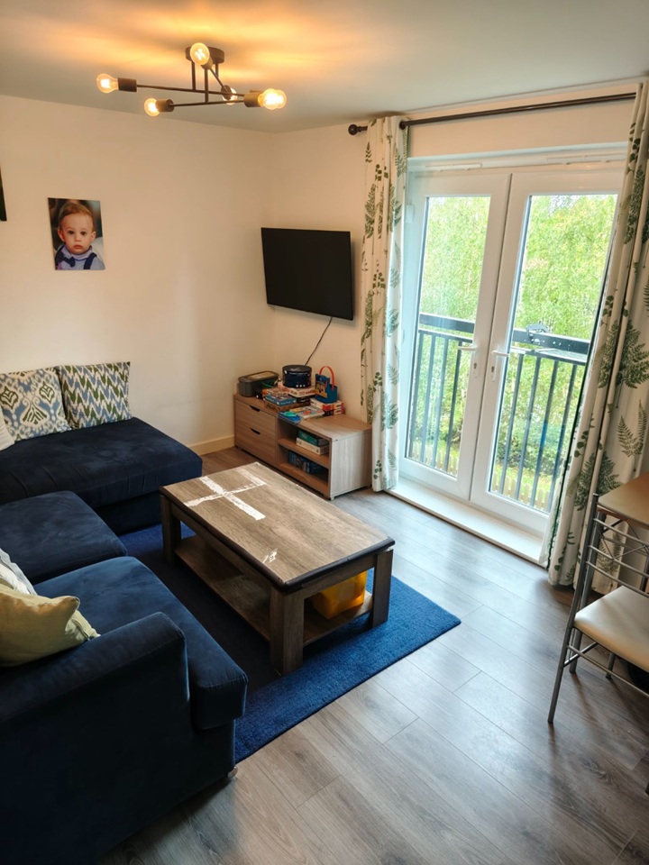 2 Bed Flat, Trinity House, CV6 photo 2