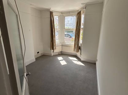 Room in a Shared House, Bradgate Road, SE6