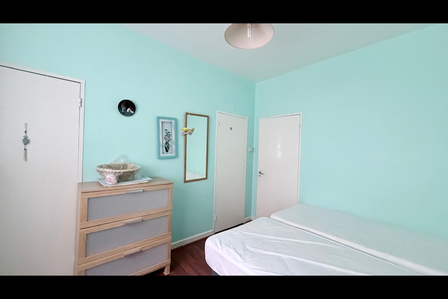 Room in a Shared Flat, Orpen House, SW5