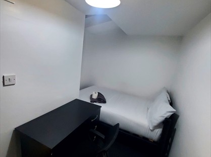Room in a Shared House, Birmingham, B29
