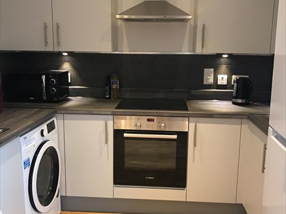 2 Bed Flat, Springfield Court, IG1