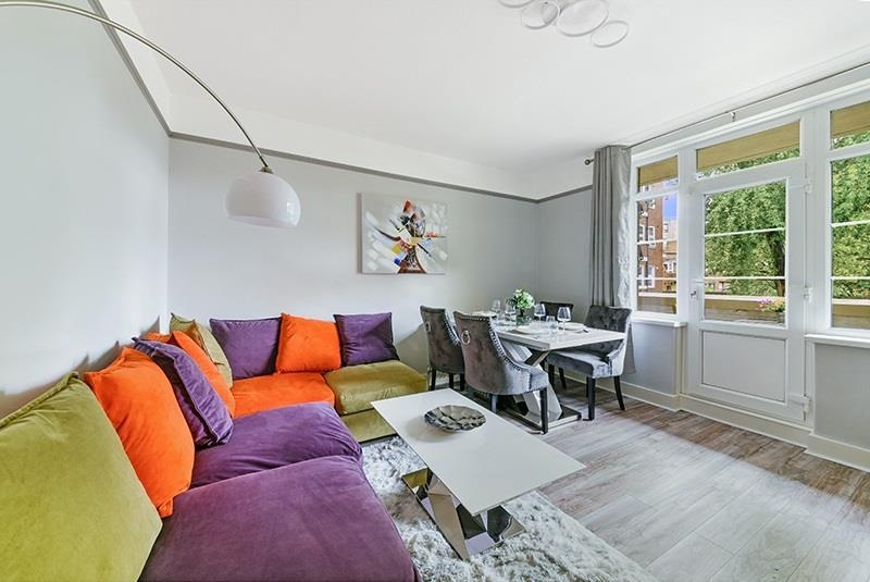 2 Bed Flat, St Katherines Way, E1W photo 2
