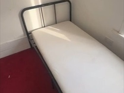 Room in a Shared House, Glenny Road, IG11