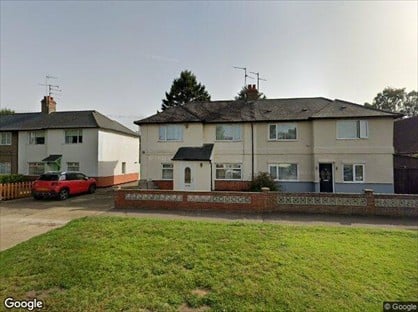 1 Bed Detached House, Lindsay Avenue, NN3