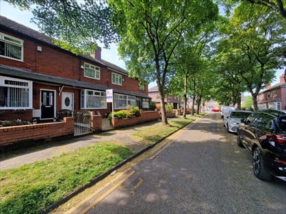 2 Bed Terraced House, Farrand Road, OL8