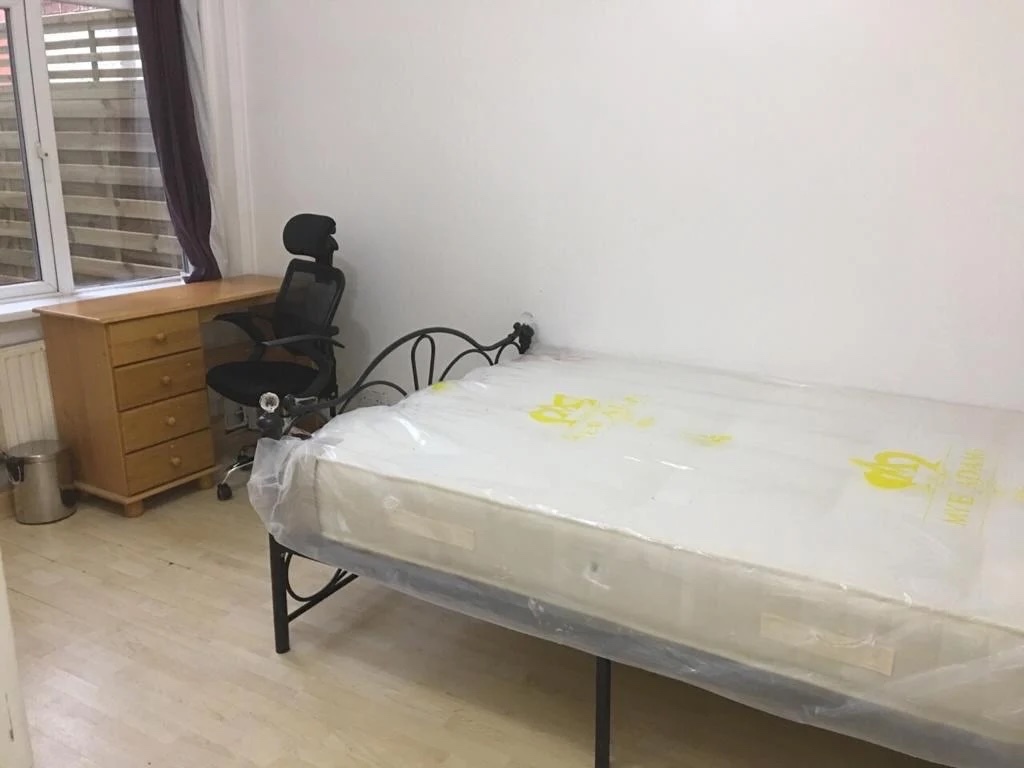 Room in a Shared House, Rusholme, M14