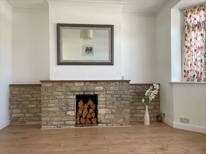 3 Bed Semi-Detached House, Cocksett Avenue, BR6
