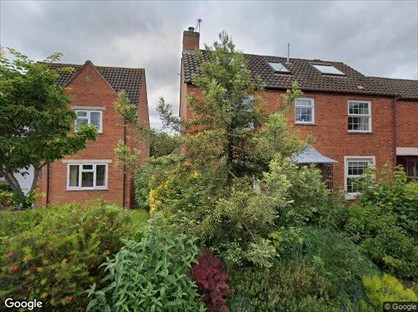 3 Bed Terraced House, Buckland Close, GL52