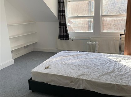 Bedsit, Church Road, N6