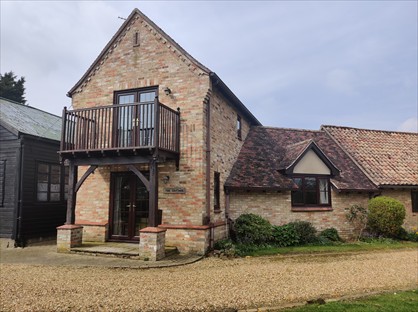 2 Bed Detached House, Ellington Road, PE28