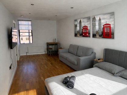 Studio Flat, Thorndike House, SW1V