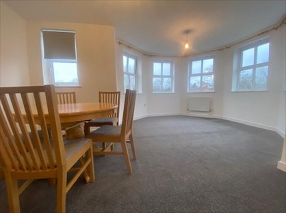 2 Bed Flat, Gareth Drive, N9