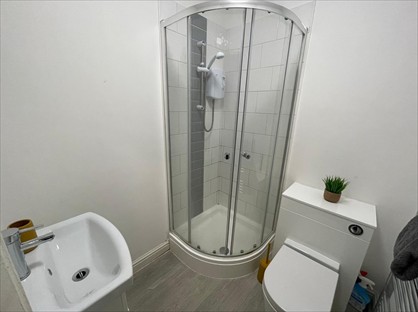 Room in a Shared House, Grey St, HU2