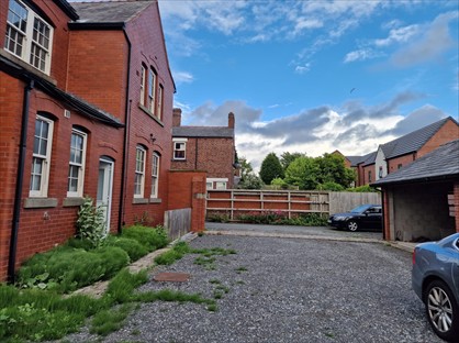 2 bed flat/apartment for rent in 2 Bed Flat, Orrell Road, WN5