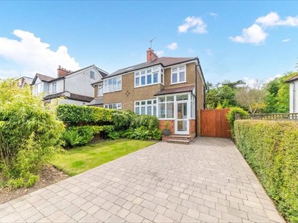 3 Bed Semi-Detached House, Newstead Rise, CR3