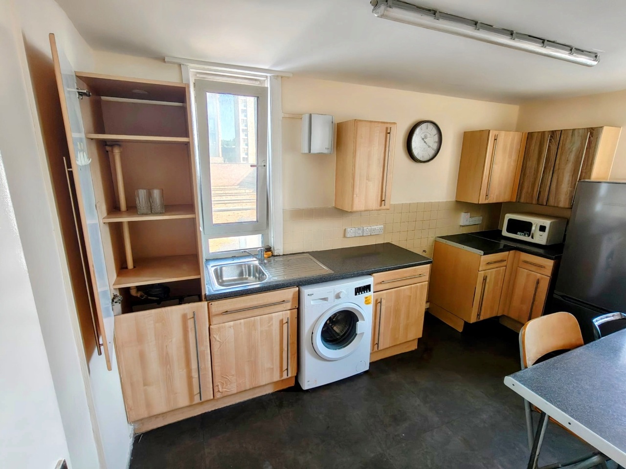 3 Bed Flat, Elkington Point, SE11 photo 4