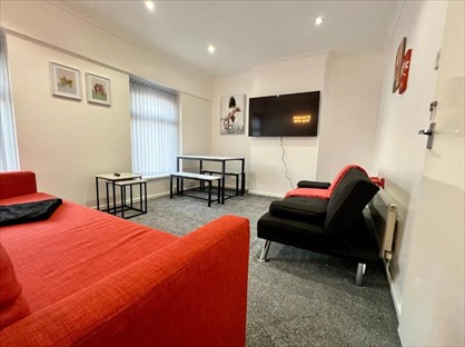 2 Bed Flat, Blanche St, CF24