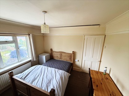 Room in a Shared House, Baring Road, NN5