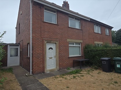 3 Bed Semi-Detached House, Lee Road, WF13