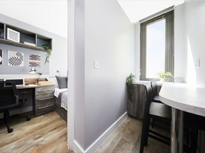 2 Bed Flat, St Andrews Place, CF10