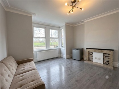 2 Bed Flat, La Rose Lane, N15