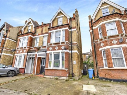 2 Bed Flat, Wickham Road, BR3