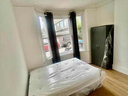 Room in a Shared House, Chatfield Road, CR0