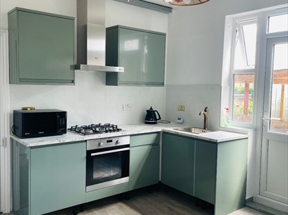 Room in a Shared Flat, Alexandra Road, NW4